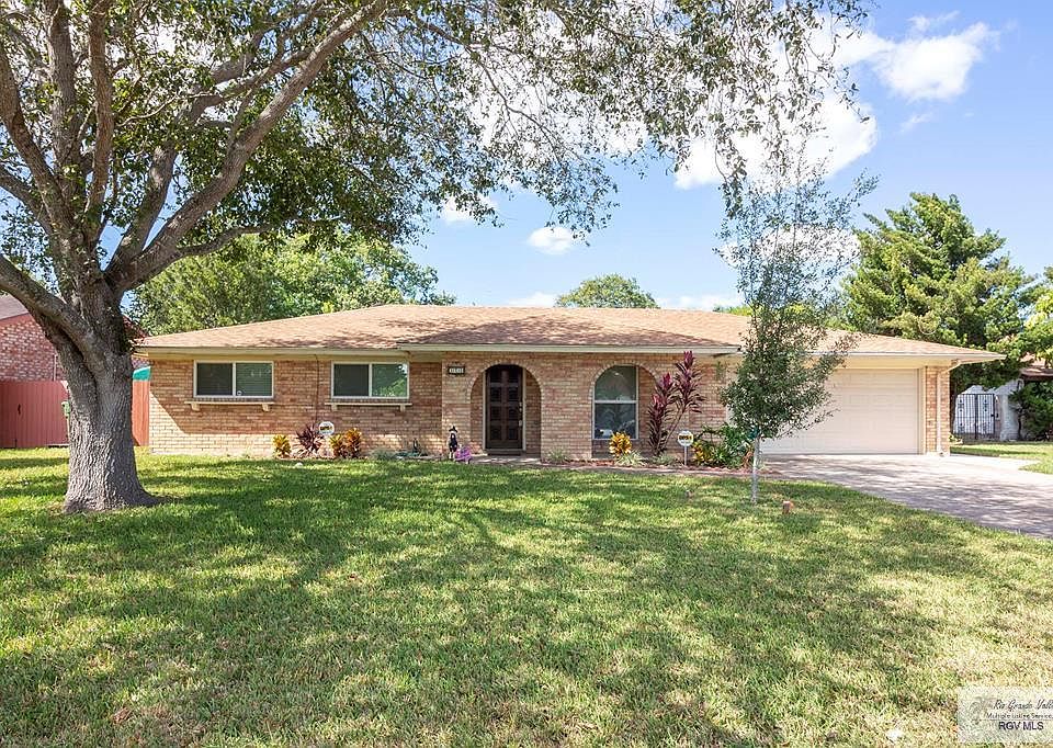 1st image of 328 Creekbend Dr