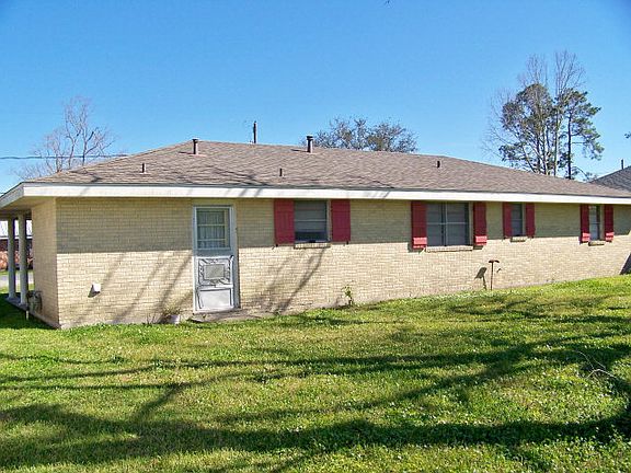 2nd image of 172 Bayou Vista Dr