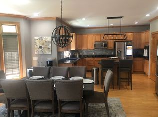 5589 William St, Lancaster, NY 14086