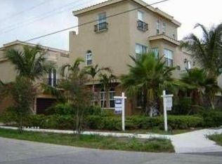 615 NE 11th Ave, Fort Lauderdale, FL 33304