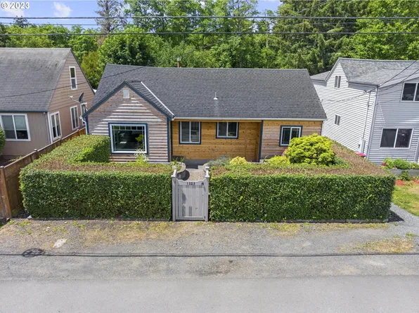 1323 S Main Ave, Warrenton, OR 97146