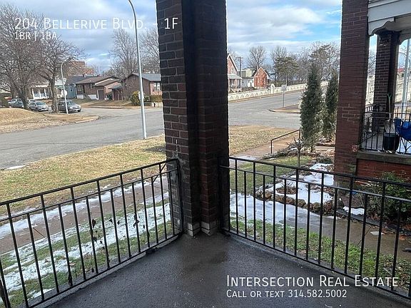 3rd image of 204 Bellerive Blvd #1F