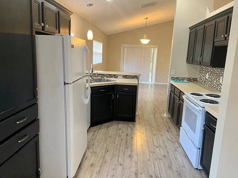 544 Tall Oaks Ter — Photo 23
