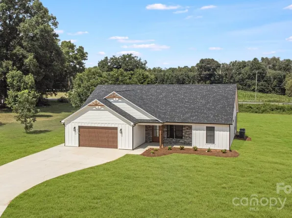 27721 Taylor Ln, Albemarle, NC 28001