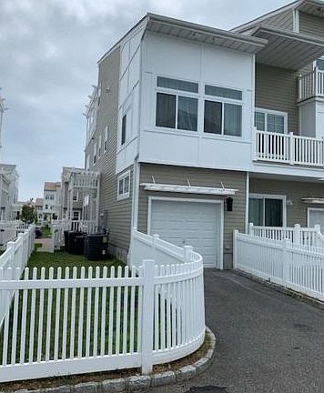 2nd image of 6312 Ocean Ave N