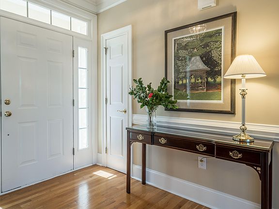 3rd image of 3541 Sanderling Drive SE