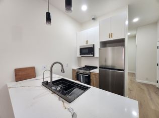 2006 Chestnut St #2B, Philadelphia, PA 19103