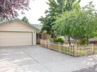 736 NW Negus Ln, Redmond, OR 97756