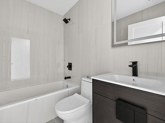 4th image of 1335 E 65th St #A