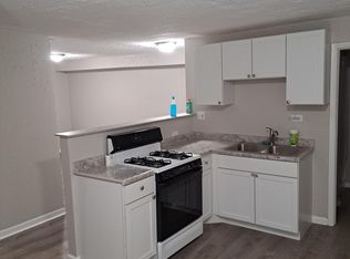 10700 S Roberts Rd #D, Palos Hills, IL 60465