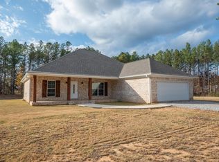 102 Grace Ln, Sturgis, MS 39769