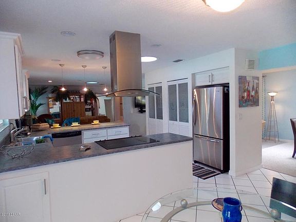 3rd image of 3 Sherwood Dr