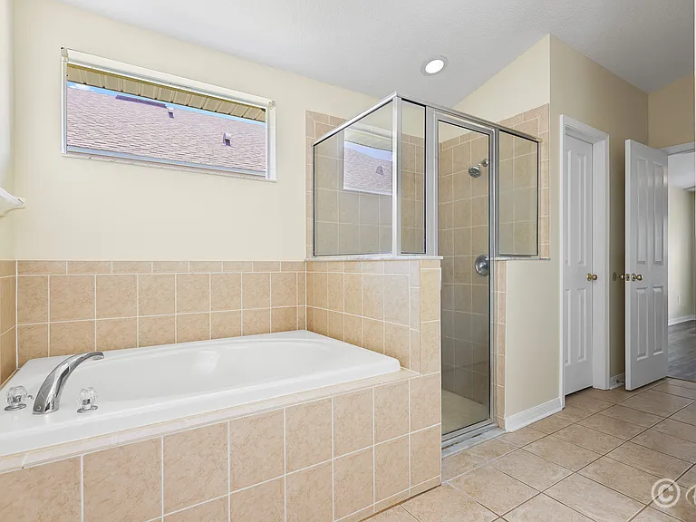 6328 Bridgecrest Dr — Photo 17