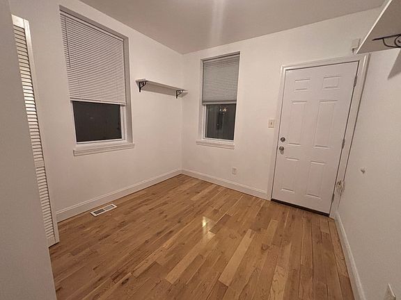 3rd image of 1227 N 31st St #1