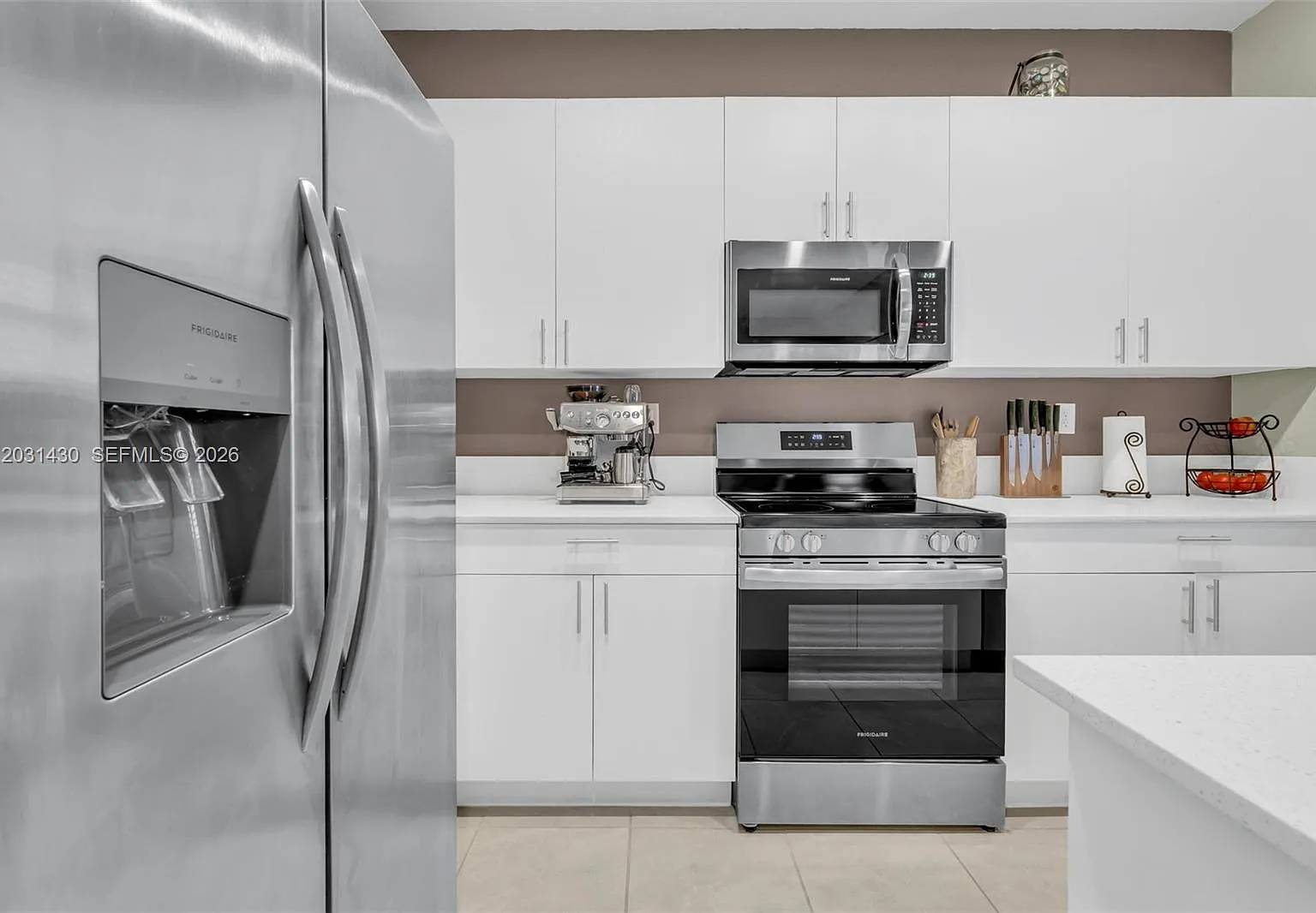 3 bed, 1331 sqft, $2,650 — Photo 4