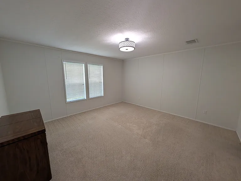 6806 Pearson Ln — Photo 10