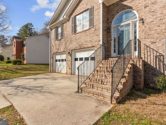 2nd image of 4330 Wesley Meadows Dr