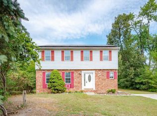 1211 Scattered Pines Ct, Severn, MD 21144