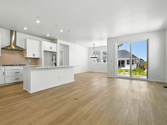 3rd image of 3443 N Denali St