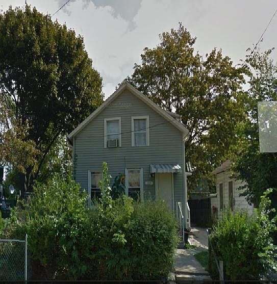 2nd image of 1205 Geneva St