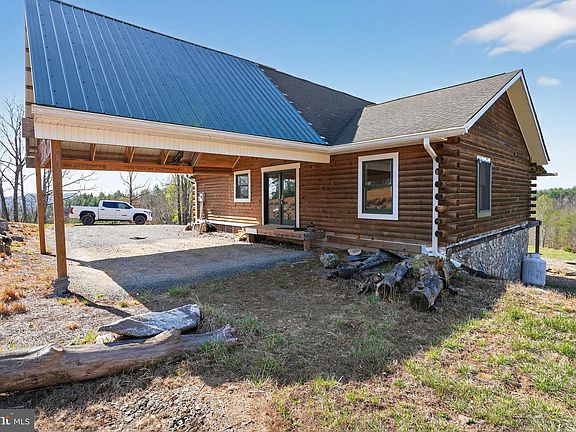 2nd image of 3658 Pattons Mill Ln