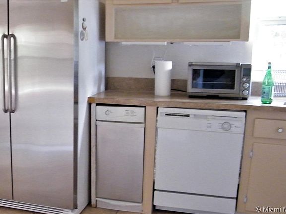 4th image of 6281 Coral Lake Dr #1