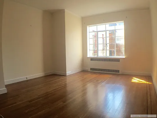 Rented by Sovereign Associates | media 17