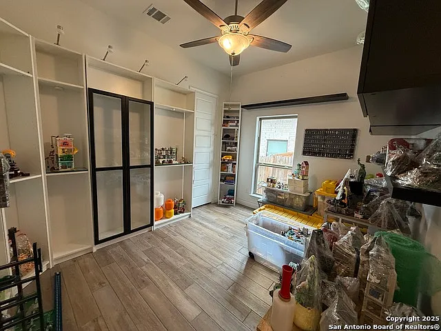 2216 Prado Dr — Photo 23