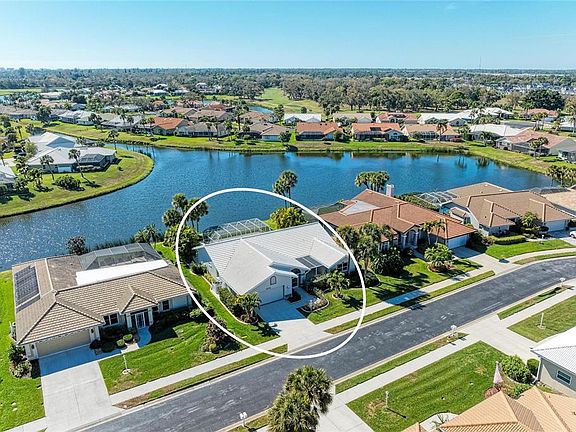 5th image of 1679 Valley Dr