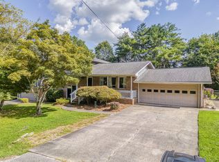 404 Hasty Dr, Tunnel Hill, GA 30755