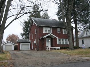 602 S 5th Ave W, Newton, IA 50208