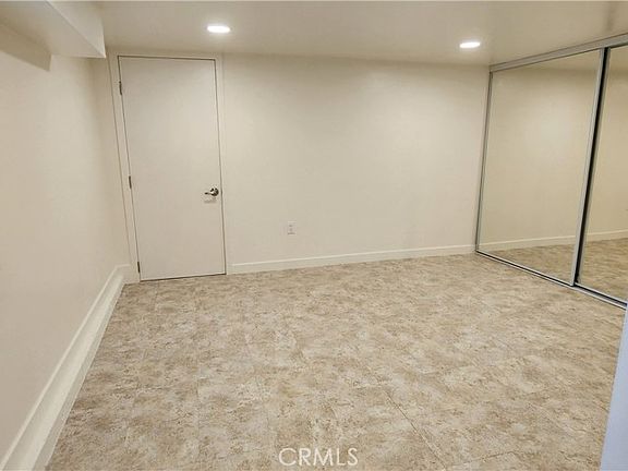 3rd image of 9320 Hartman Way