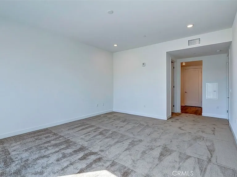 4407 Rivington — Photo 19