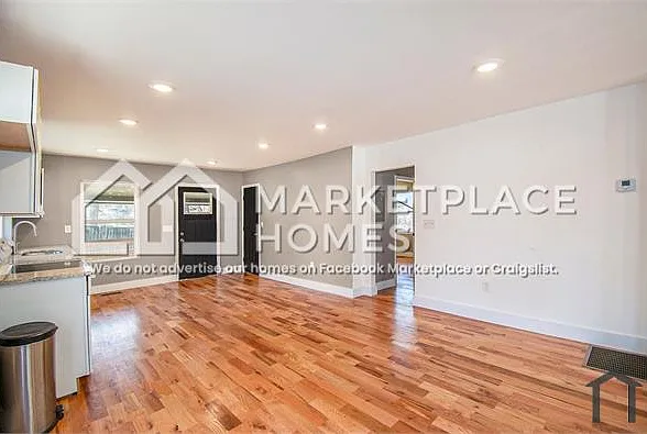 4123 42nd Ct N — Photo 5