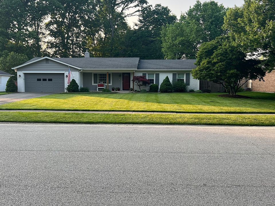 1st image of 7018 Castle Manor Dr