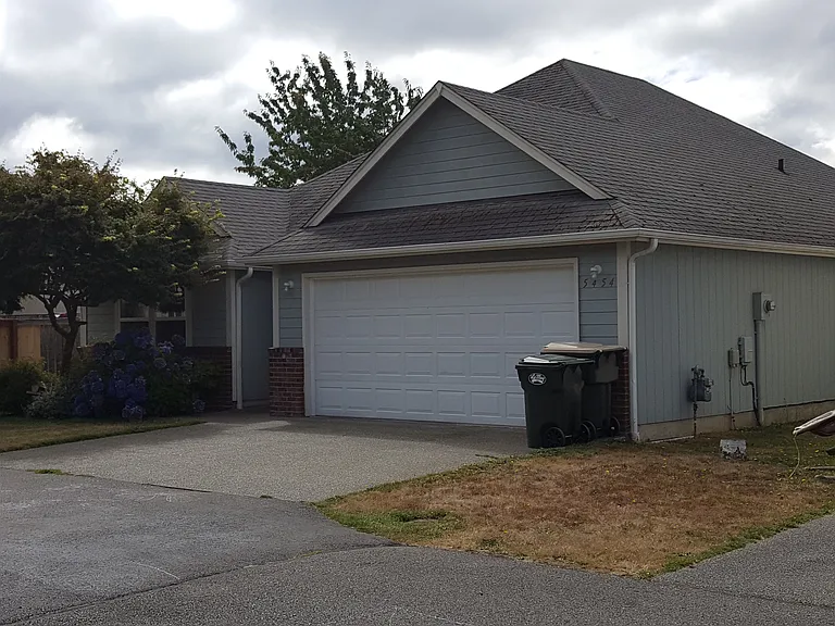 5454 Strawberry Ct SE — Photo 1