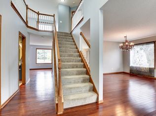 7944 Drake Rd, Woodbury, MN 55125