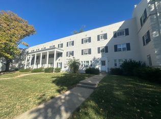 6401 Brookside Rd, Kansas City, MO 64113