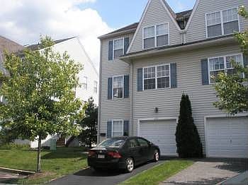 1st image of 231 Jefferson Ave