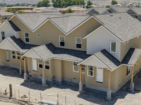 154 Jennys Ln, Fernley, NV 89408