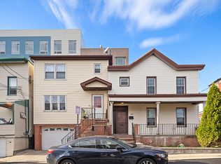 13 Front St, Jersey City, NJ 07302