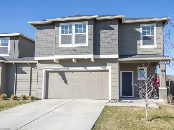 1221 NW Varnish Ave, Redmond, OR 97756