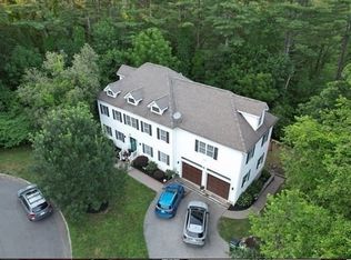 25 Morningside Dr, Haverhill, MA 01832