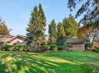 5734 91st Ave SE, Mercer Island, WA 98040