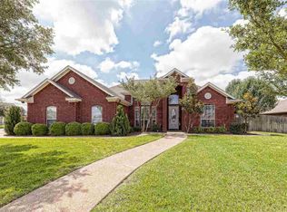 1009 Lands End Cv, Hewitt, TX 76643