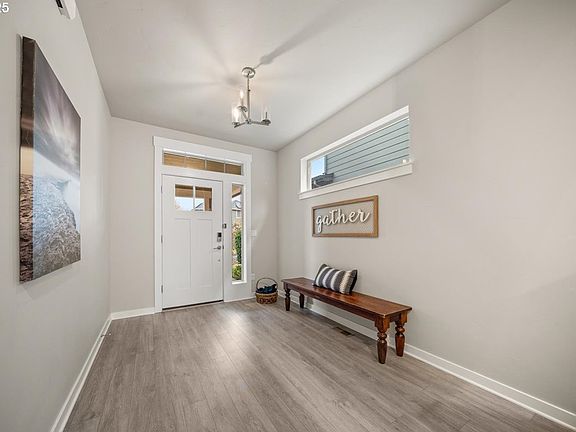 4th image of 7258 SW Bay Ln
