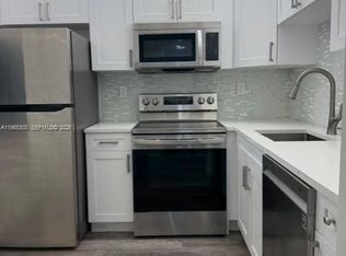 9370 SW 8th St APT 418, Boca Raton, FL 33428