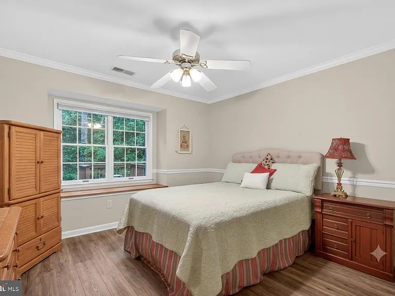 6601 Colchester Rd — Photo 49