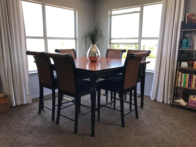 208 Dakota Ridge Dr — Photo 9