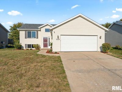 2620 W 54th St, Davenport, IA, 52806